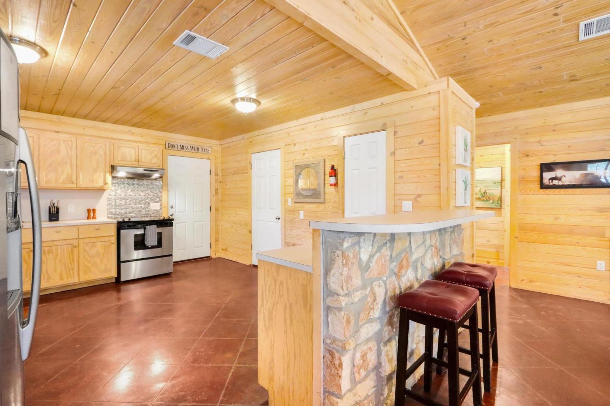 Log And Suites- The Oak *